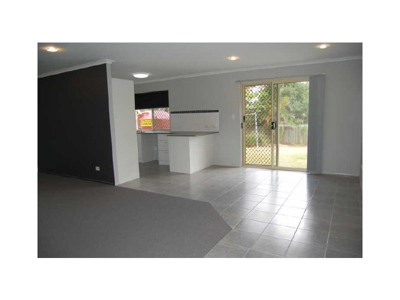 104 Barossa Street, Kingston QLD 4114