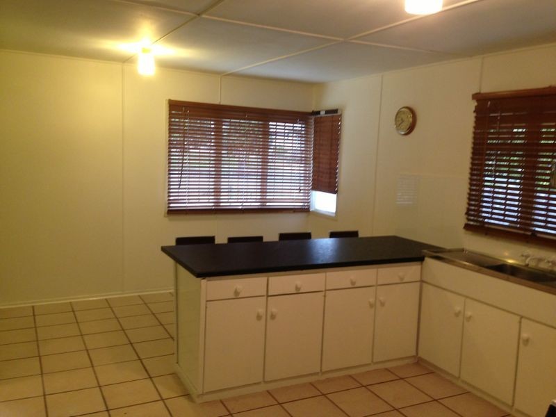 28 Plunkett Street, Woodridge QLD 4114