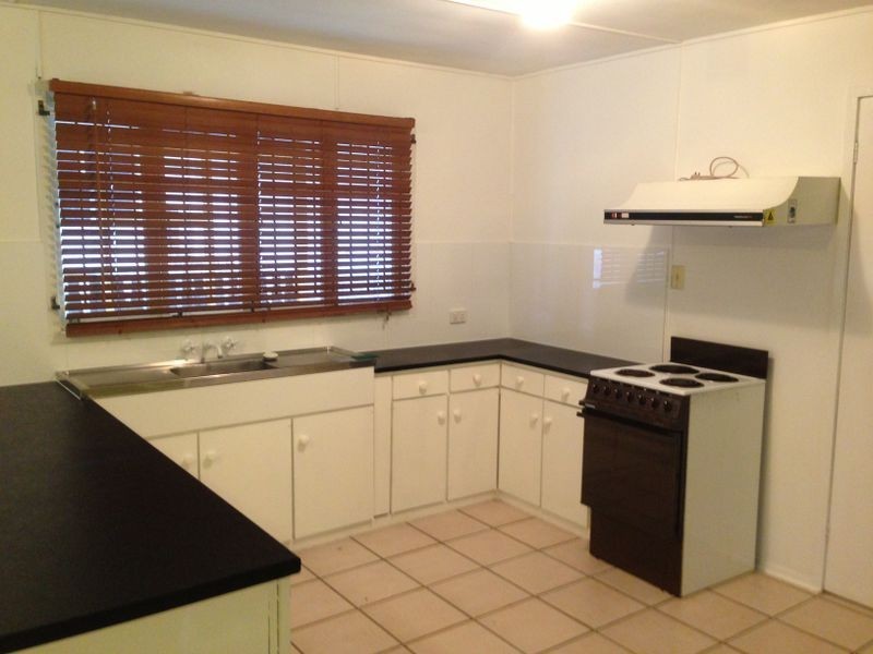 28 Plunkett Street, Woodridge QLD 4114