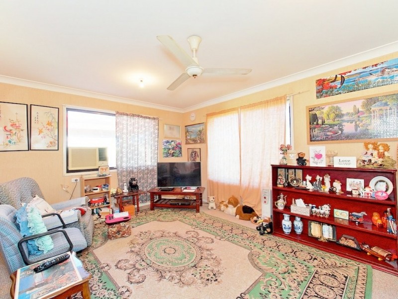 11 Gazania Street, Kingston QLD 4114