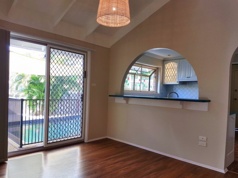 4 Truman Cres, Slacks Creek QLD 4127
