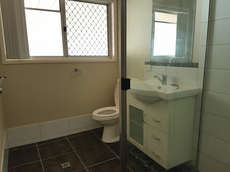 4 Truman Cres, Slacks Creek QLD 4127