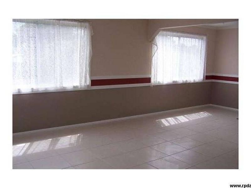 27 Outlook Street, Waterford QLD 4133