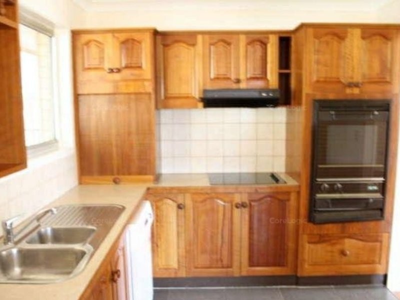 19 Laver Street, Macgregor QLD 4109