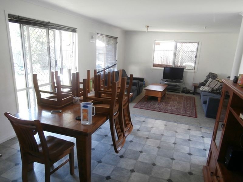 43 Velorum Drive, Kingston QLD 4114