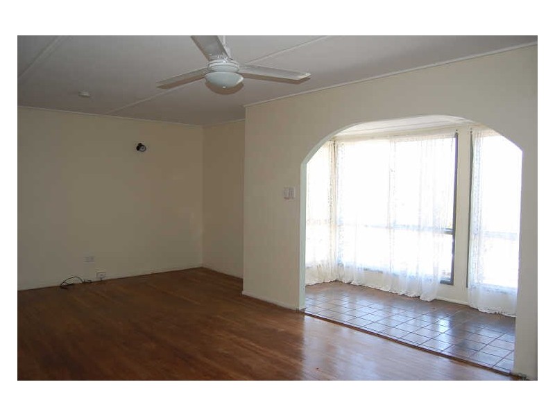 7 Floyd Street, Woodridge QLD 4114