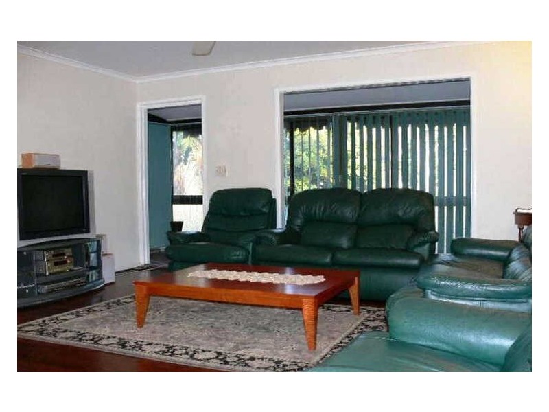 105 Chambers Flat Road, Marsden QLD 4132