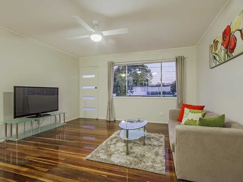 12 Caesar Street, Kingston QLD 4114