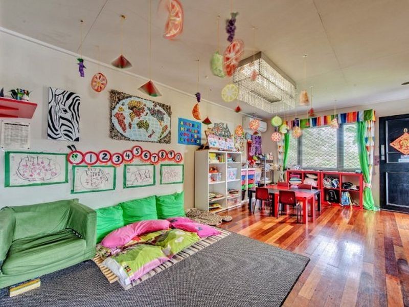 8 Avoca Street, Woodridge QLD 4114