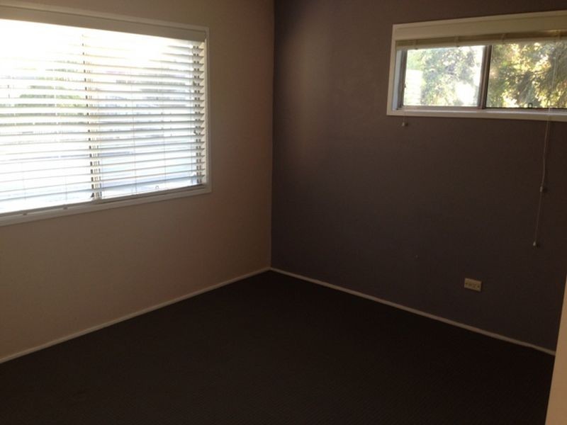 77 Juers Street, Kingston QLD 4114