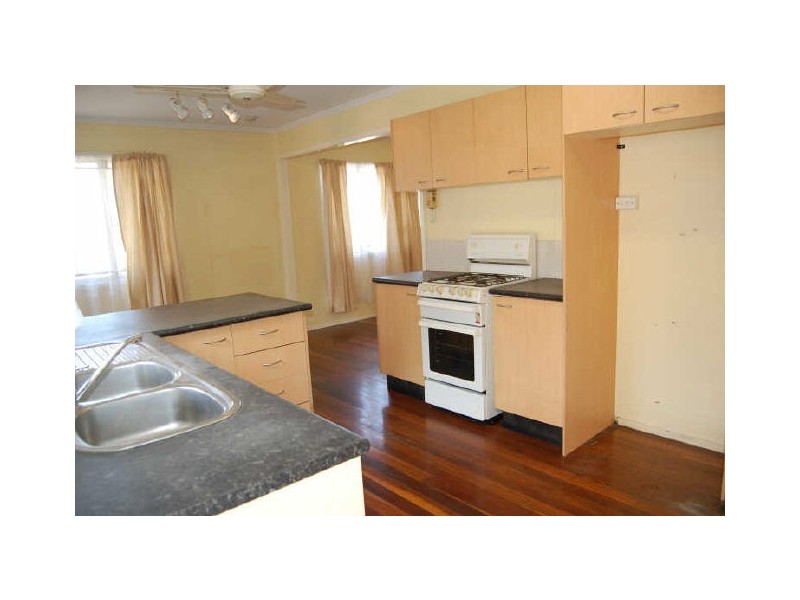 81 Smith Road, Woodridge QLD 4114