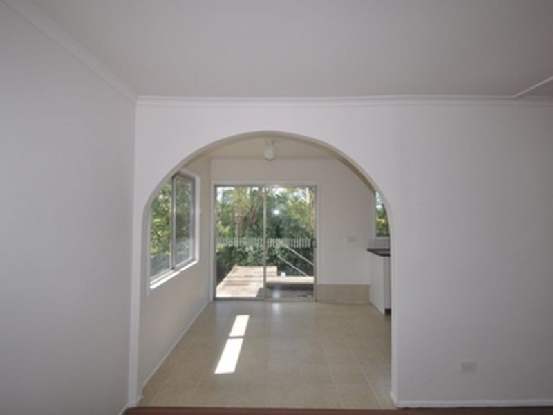 83 Mayes Avenue, Kingston QLD 4114