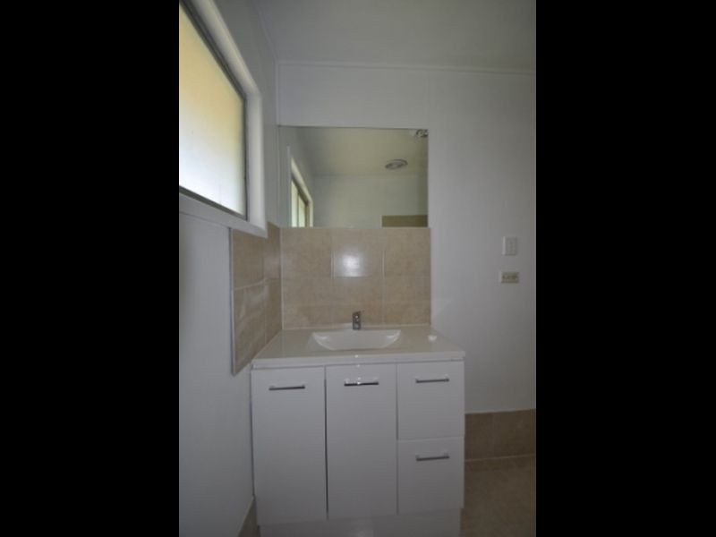 83 Mayes Avenue, Kingston QLD 4114