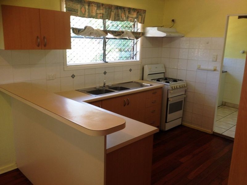 12 Fleur Street, Woodridge QLD 4114