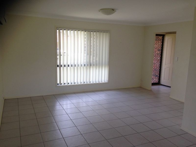 4 Broadway Avenue, Marsden QLD 4132