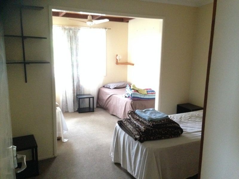 4 Stubbs Road, Woodridge QLD 4114