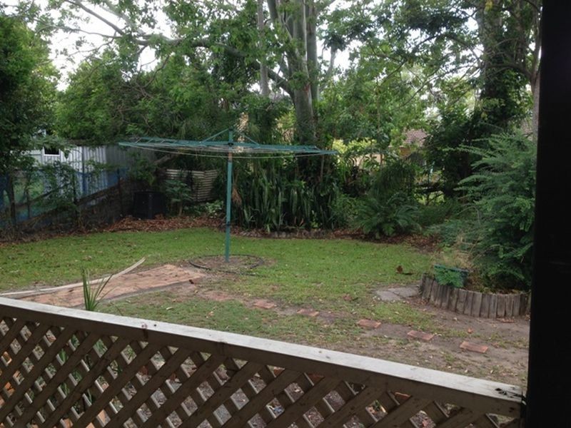 4 Stubbs Road, Woodridge QLD 4114