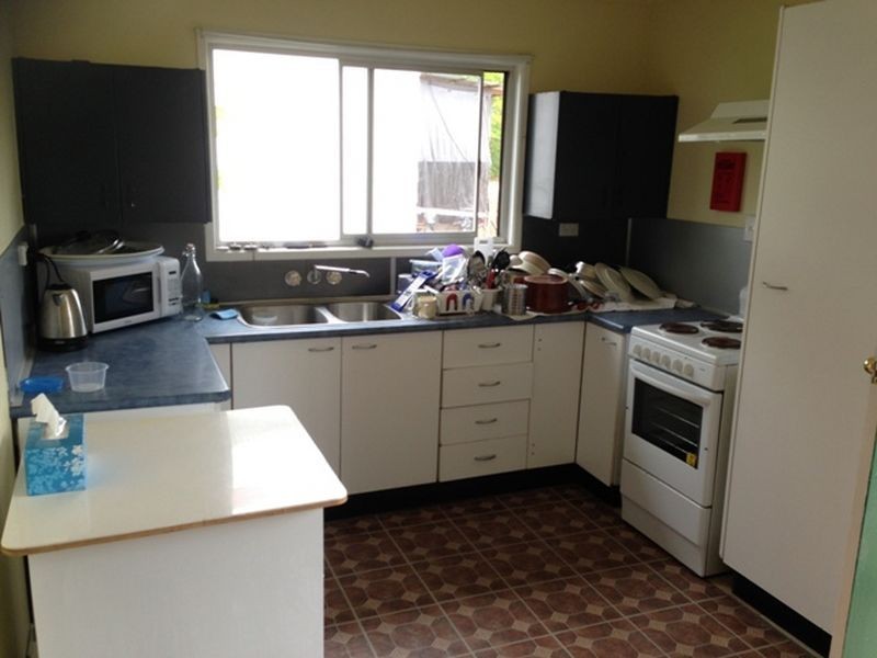 154 North Road, Woodridge QLD 4114