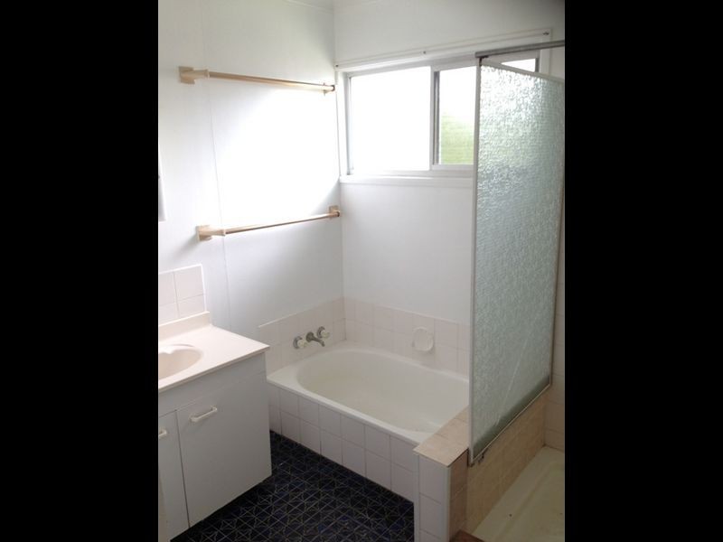 154 North Road, Woodridge QLD 4114