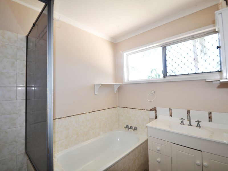 26 Henty Street, Woodridge QLD 4114