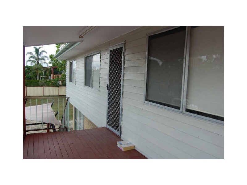 Crestmead QLD 4132