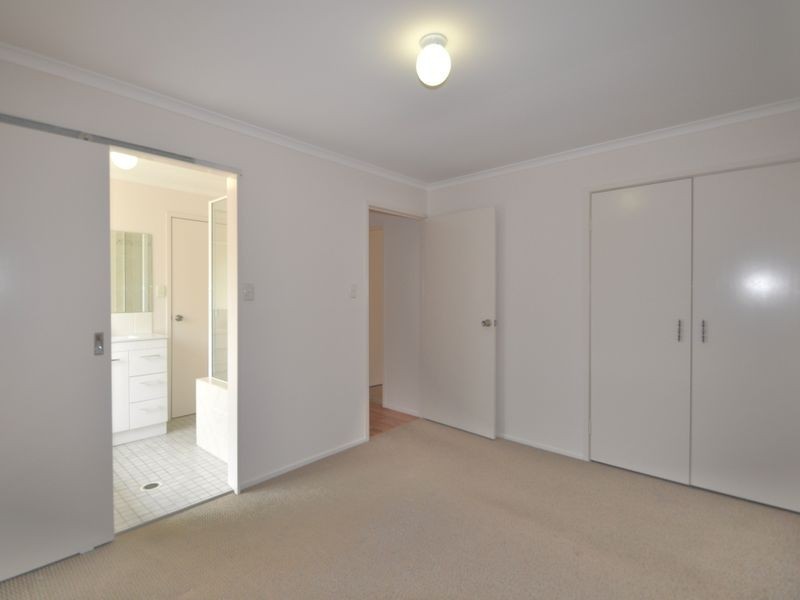 81 Anchusa Street, Kingston QLD 4114