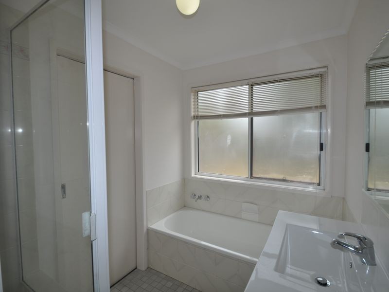 81 Anchusa Street, Kingston QLD 4114