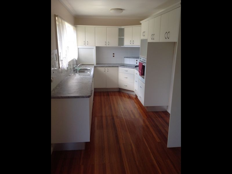 25 Ash Avenue, Kingston QLD 4114