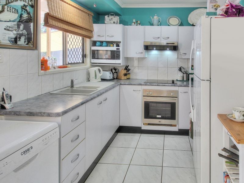 4 Gazania Street, Kingston QLD 4114