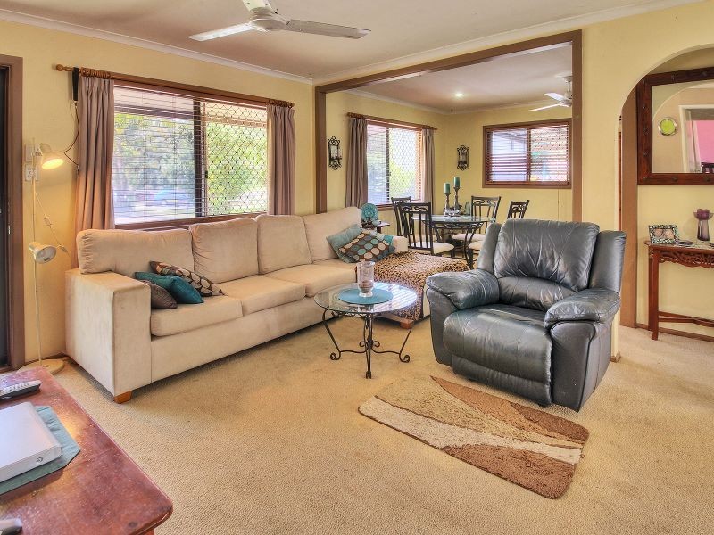 4 Gazania Street, Kingston QLD 4114