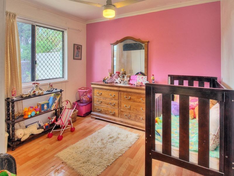 4 Gazania Street, Kingston QLD 4114