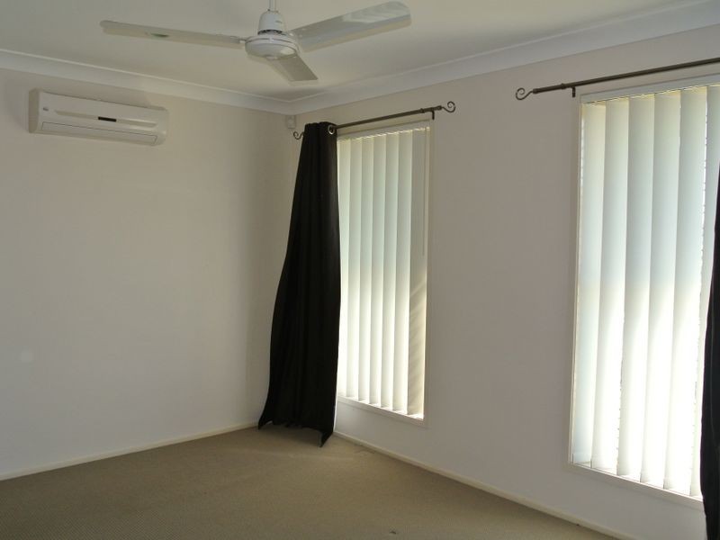 25 Serenity Court, Crestmead QLD 4132