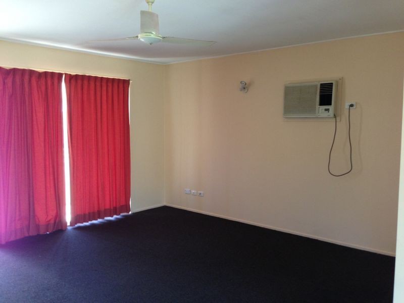 42 Kelvin Street, Woodridge QLD 4114