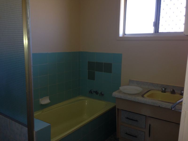 42 Kelvin Street, Woodridge QLD 4114