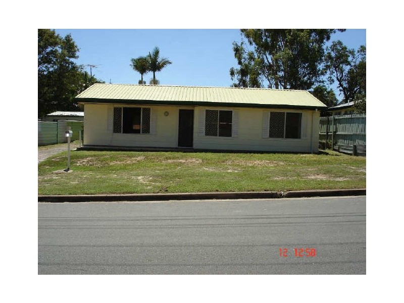 8 Bloodwood Street, Crestmead QLD 4132