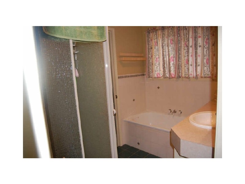 Crestmead QLD 4132