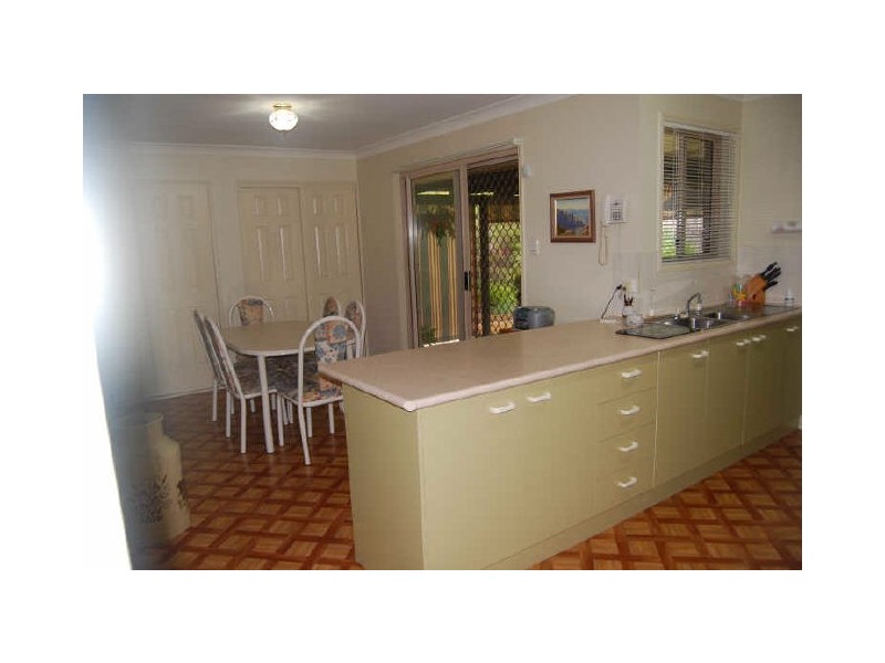 Crestmead QLD 4132