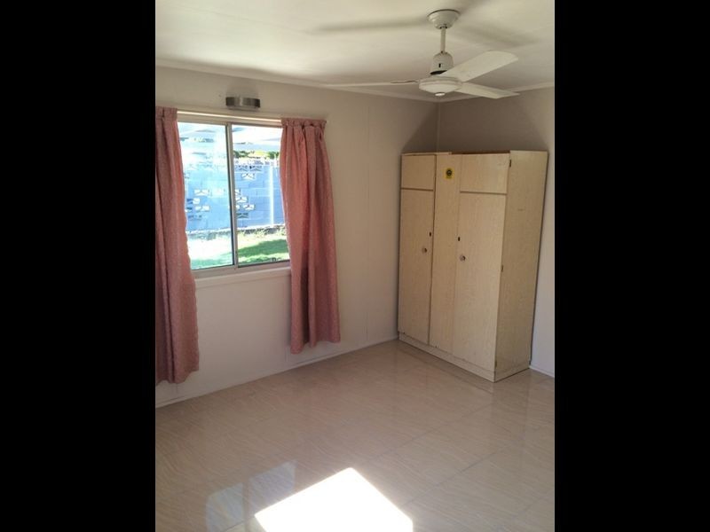 243 Kingston Road, Woodridge QLD 4114