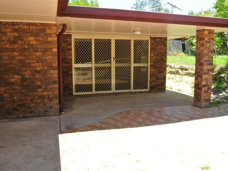 111 Smith Road, Woodridge QLD 4114