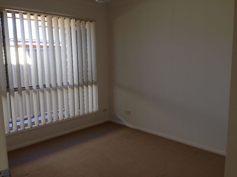 15 Alpha Avenue, Crestmead QLD 4132