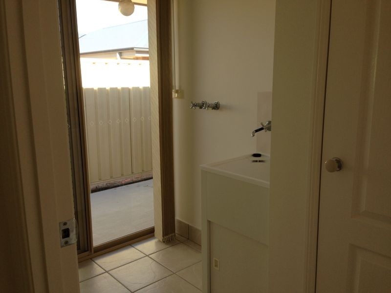 15 Alpha Avenue, Crestmead QLD 4132