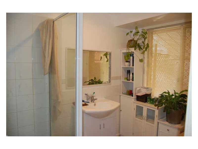 98 Barossa Street, Kingston QLD 4114