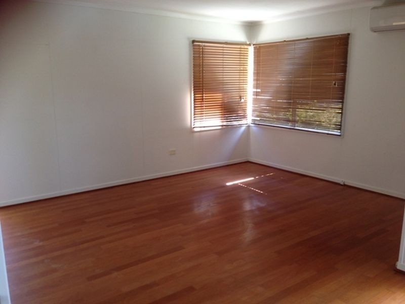 69 Poplar Street, Woodridge QLD 4114