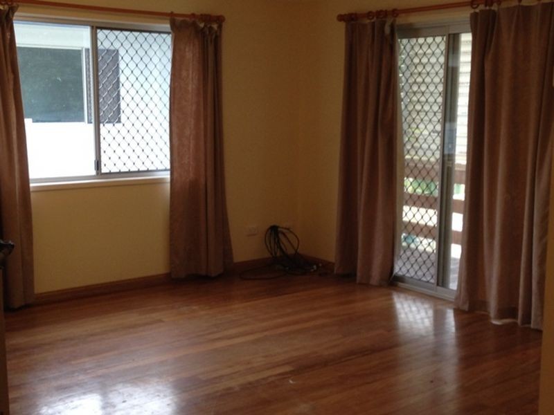 19 Hope Street, Kingston QLD 4114