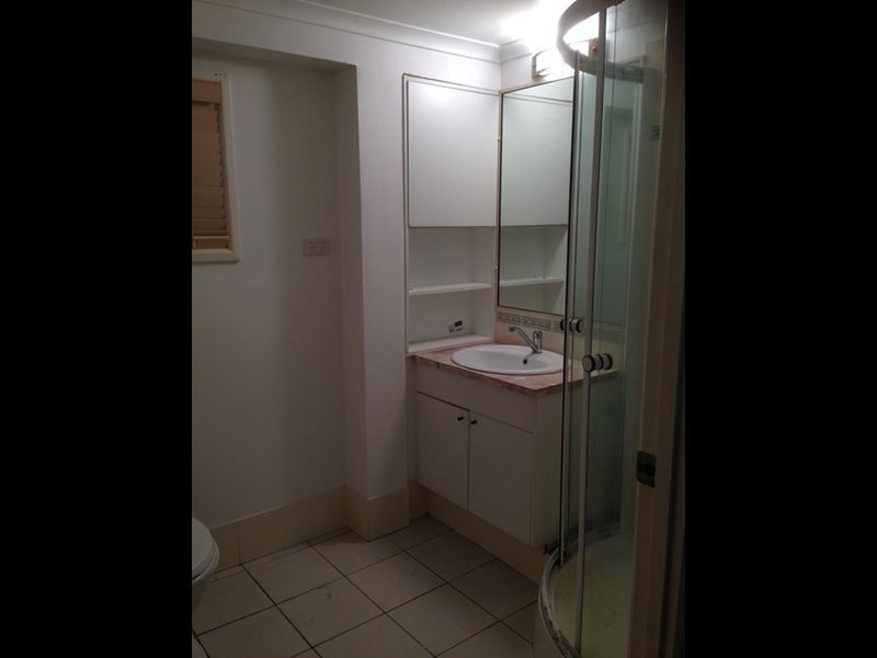 19 Hope Street, Kingston QLD 4114