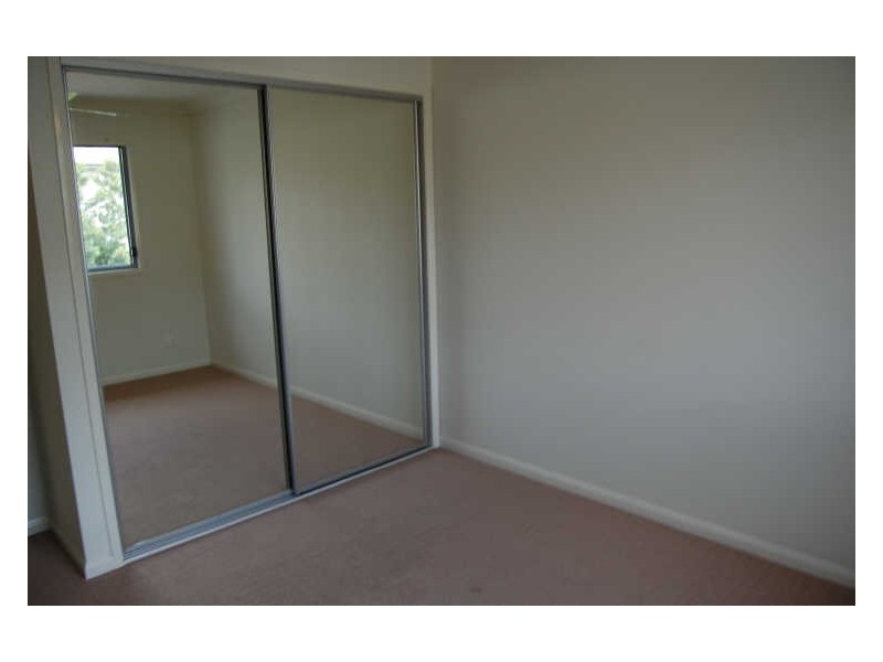 27/23 Garfield Road, Woodridge QLD 4114