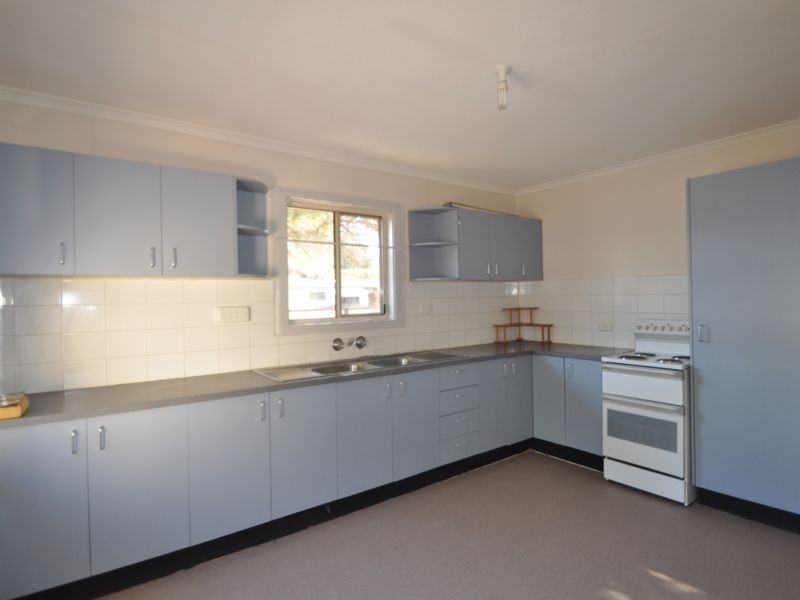 100 Jacaranda Ave, Logan Central QLD 4114