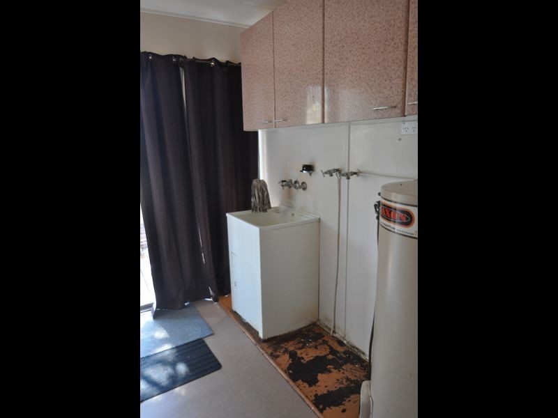 100 Jacaranda Ave, Logan Central QLD 4114