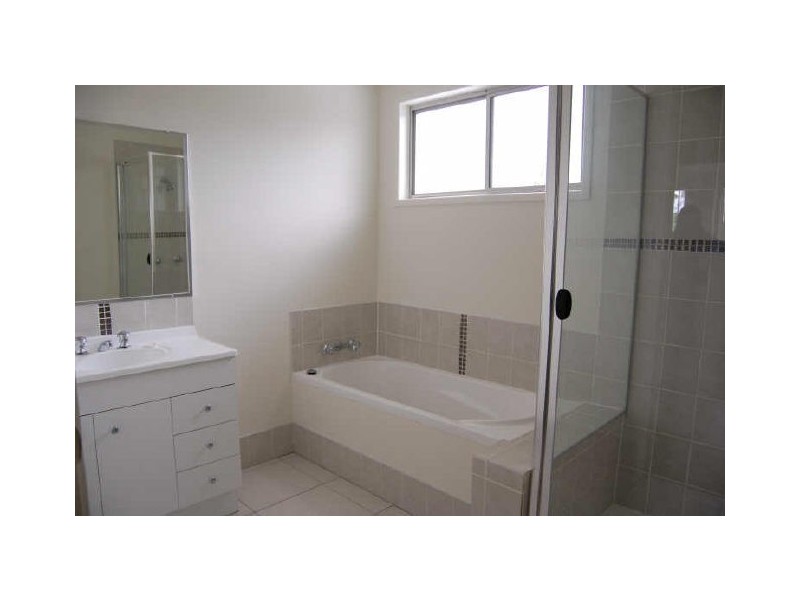 7 Shannon Street, Woodridge QLD 4114