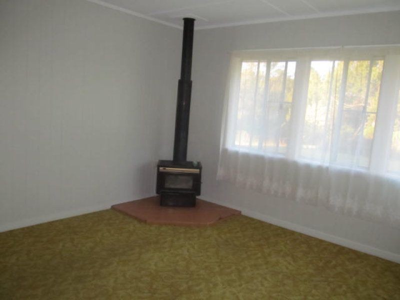 10 Coulson, Blackbutt QLD 4306